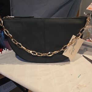 Simply Noelle Black Shoulder Bag with Gold Chain